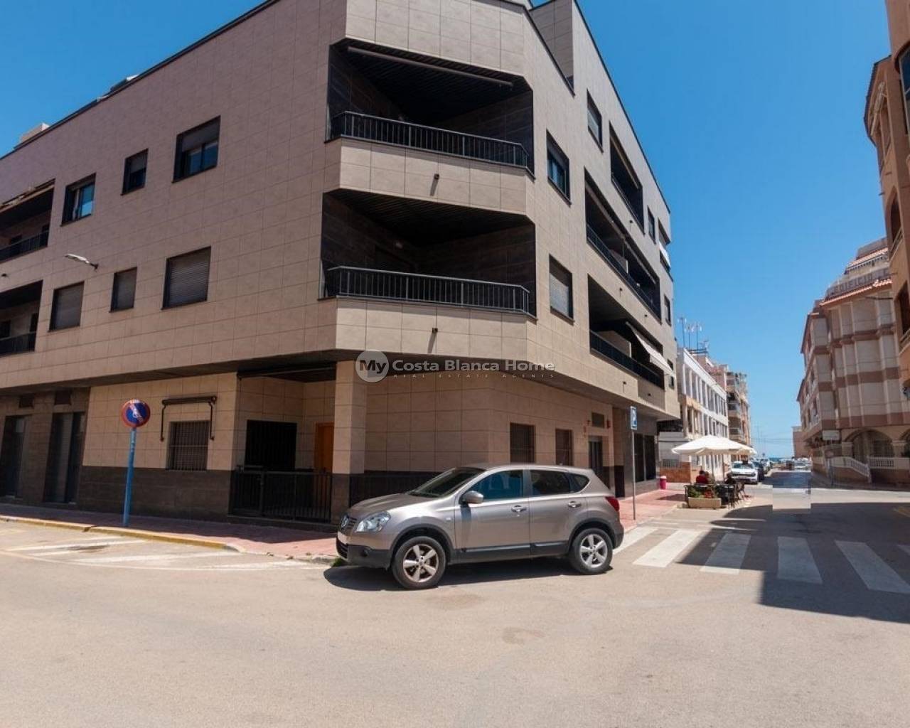 Apartment - Resale - La Mata - La Mata - Town