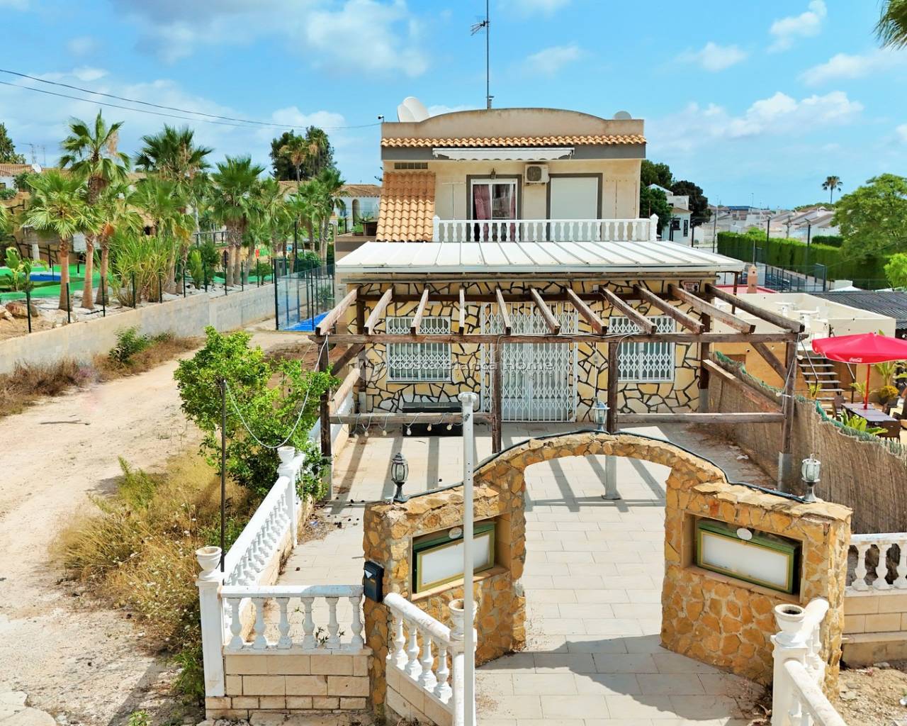 Commercial Property - Resale - Villamartin - Villamartin