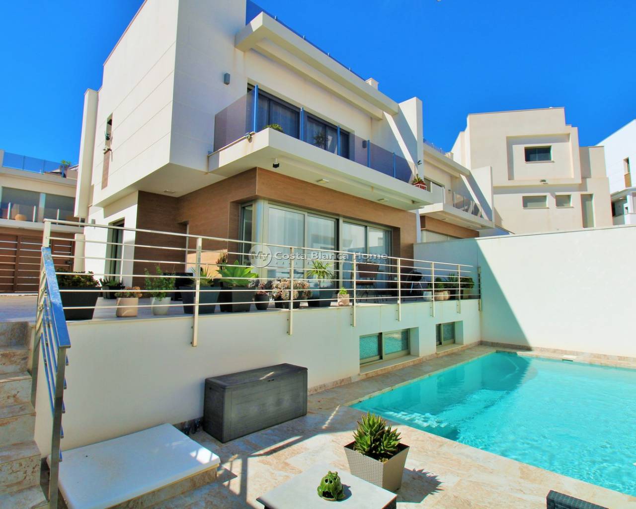 Detached Villa - Resale - Villamartin - Villamartin