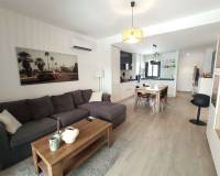 Resale - Apartment - San Miguel de Salinas - Las Comunicaciones