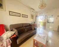 Resale - Apartment - Torrevieja - Aguas Nuevas