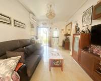 Resale - Apartment - Torrevieja - Aguas Nuevas