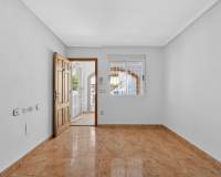 Resale - Apartment - Torrevieja - Altos del Limonar