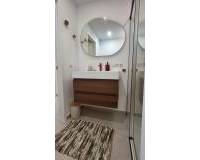 Resale - Apartment - Torrevieja - Playa Acequion