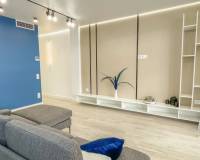 Resale - Apartment - Torrevieja - Playa Acequion