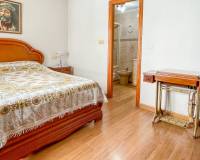Resale - Apartment - Torrevieja - Playa Acequion