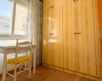 Resale - Apartment - Torrevieja - Playa Acequion