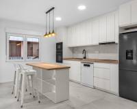 Resale - Apartment - Torrevieja - Playa Acequion
