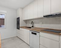 Resale - Apartment - Torrevieja - Playa Acequion