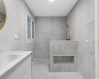 Resale - Apartment - Torrevieja - Playa Acequion