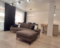 Resale - Apartment - Torrevieja - Playa Acequion