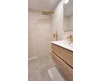 Resale - Apartment - Torrevieja - Playa Acequion