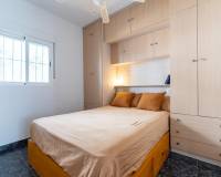 Resale - Apartment - Torrevieja - Playa Los Naufragos