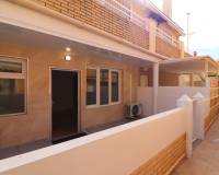 Resale - Apartment - Torrevieja - Torre La Mata