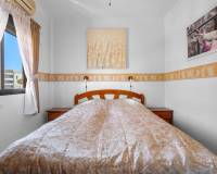 Resale - Apartment - Torrevieja - Torrevieja - Aguas Nuevas