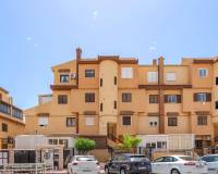 Resale - Apartment - Torrevieja - Torrevieja - Aguas Nuevas