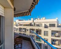 Resale - Apartment - Torrevieja - Torrevieja - Centre