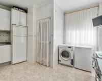 Resale - Apartment - Torrevieja - Torrevieja - Centre