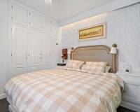 Resale - Apartment - Torrevieja - Torrevieja - Centre