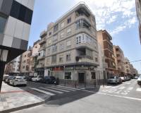 Resale - Apartment - Torrevieja - Torrevieja - Centre