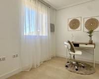 Resale - Apartment - Torrevieja - Torrevieja - Centre