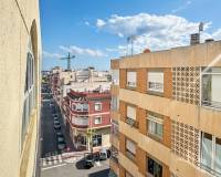 Resale - Apartment - Torrevieja - Torrevieja - Centre