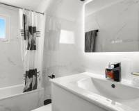 Resale - Apartment - Torrevieja - Torrevieja - Centre