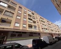 Resale - Apartment - Torrevieja - Torrevieja - Centre