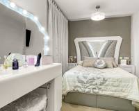 Resale - Apartment - Torrevieja - Torrevieja - Centre