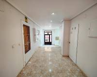 Resale - Apartment - Torrevieja - Torrevieja - Centre