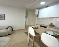 Resale - Apartment - Torrevieja - Torrevieja - Centre