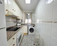 Resale - Apartment - Torrevieja - Torrevieja - Centre