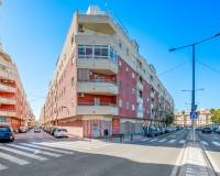 Resale - Apartment - Torrevieja - Torrevieja - Centre