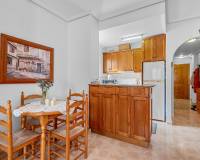 Resale - Apartment - Torrevieja - Torrevieja - Centre