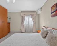 Resale - Apartment - Torrevieja - Torrevieja - Centre