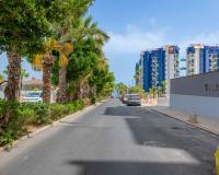 Resale - Apartments - Orihuela Costa - Punta Prima