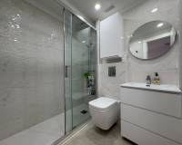 Resale - Apartments - Torrevieja - Centro