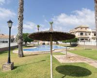 Resale - Bungalow - Orihuela Costa - La Zenia
