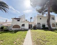 Resale - Bungalow - Orihuela Costa - Villamartin