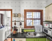 Resale - Bungalow - Torrevieja - Aguas Nuevas