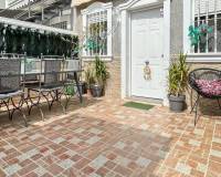 Resale - Bungalow - Torrevieja - La Siesta - El Salado -  Torreta