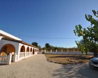 Resale - Country House - Pinoso - Pinoso - Town