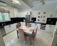 Resale - Detached Villa - Catral