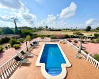 Resale - Detached Villa - Catral