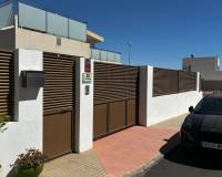 Resale - Detached Villa - Cox - Cox - Country