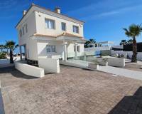 Resale - Detached Villa - La Marina - La Marina - Urbanization