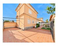 Resale - Detached Villa - La Marina - La Marina - Urbanization