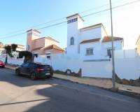 Resale - Detached Villa - Orihuela Costa - Villamartin