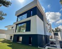 Resale - Detached Villa - Orihuela Costa - Villamartin