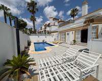 Resale - Detached Villa - Villamartin, Orihuela Costa